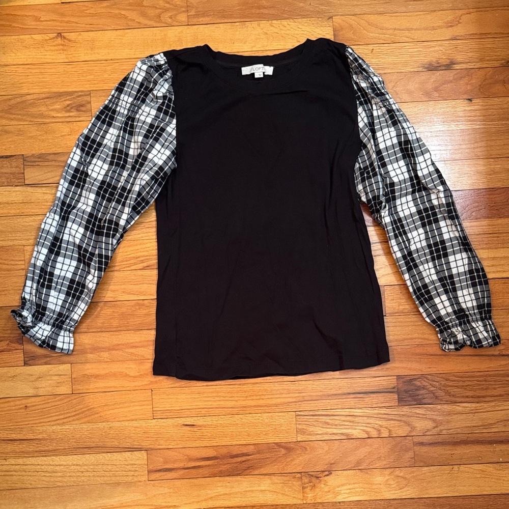 Loft Plaid Sleeve Black Top